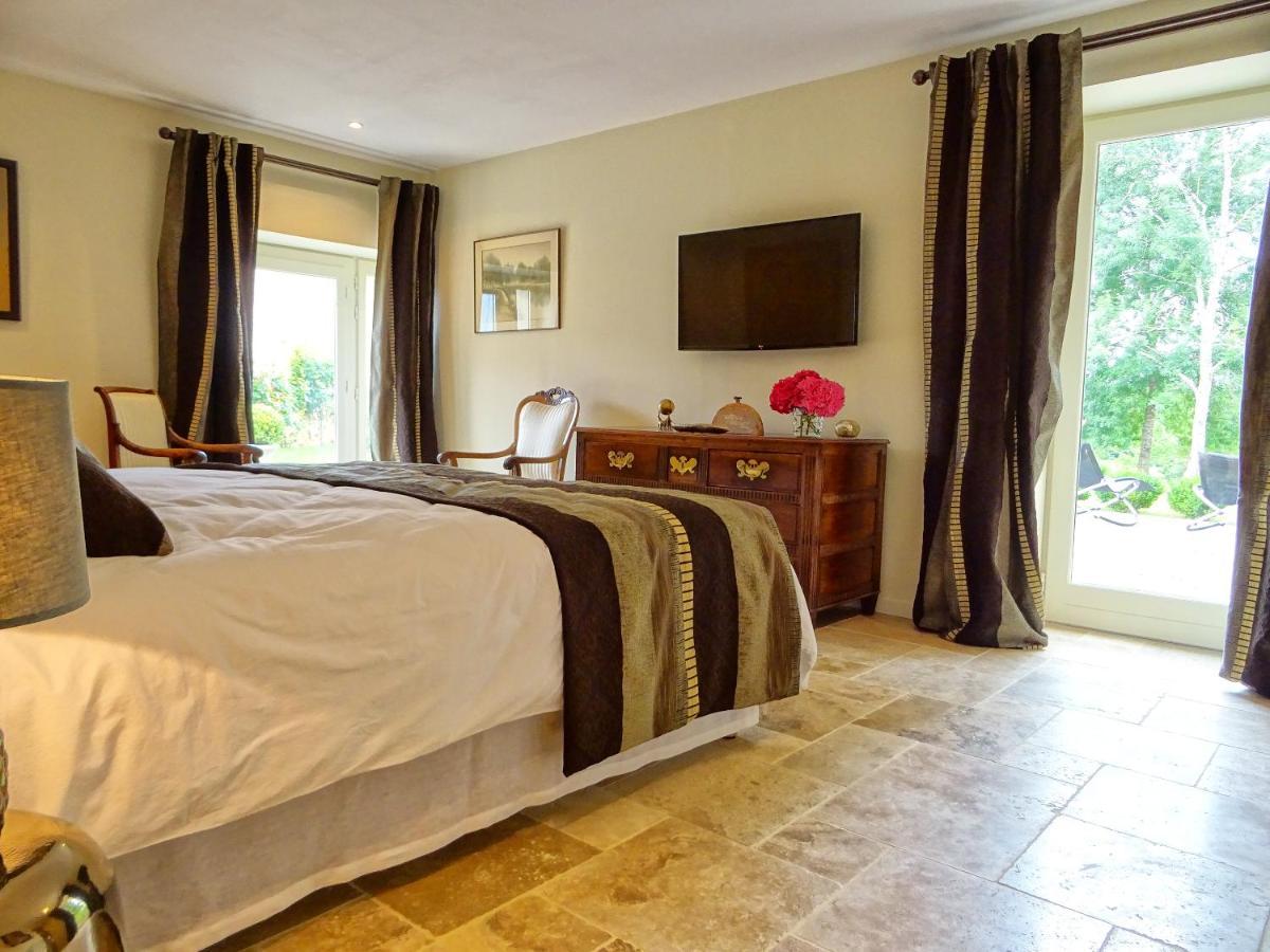 Bed and Breakfast Domaine La Bastide Cleyrac Экстерьер фото